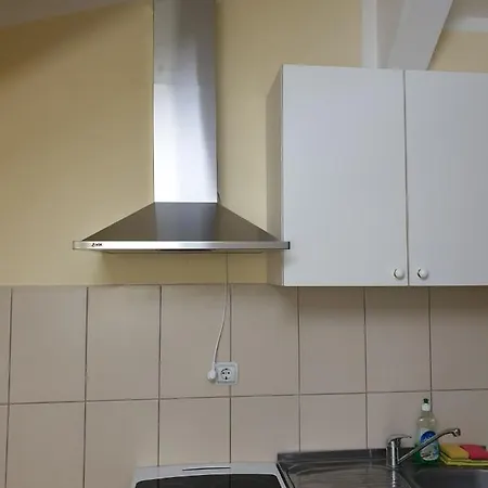 Vid Apartment *