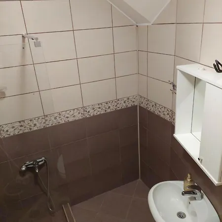 Vid Apartment *